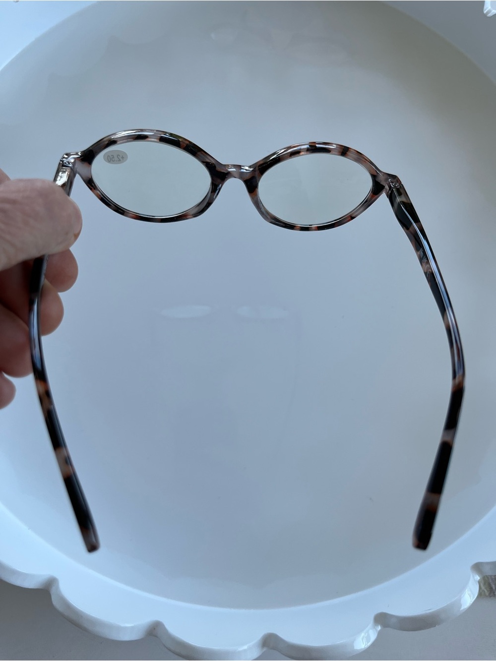 3 pairs of chic oval reader glasses 2.50 magnification - Picture 5 of 6